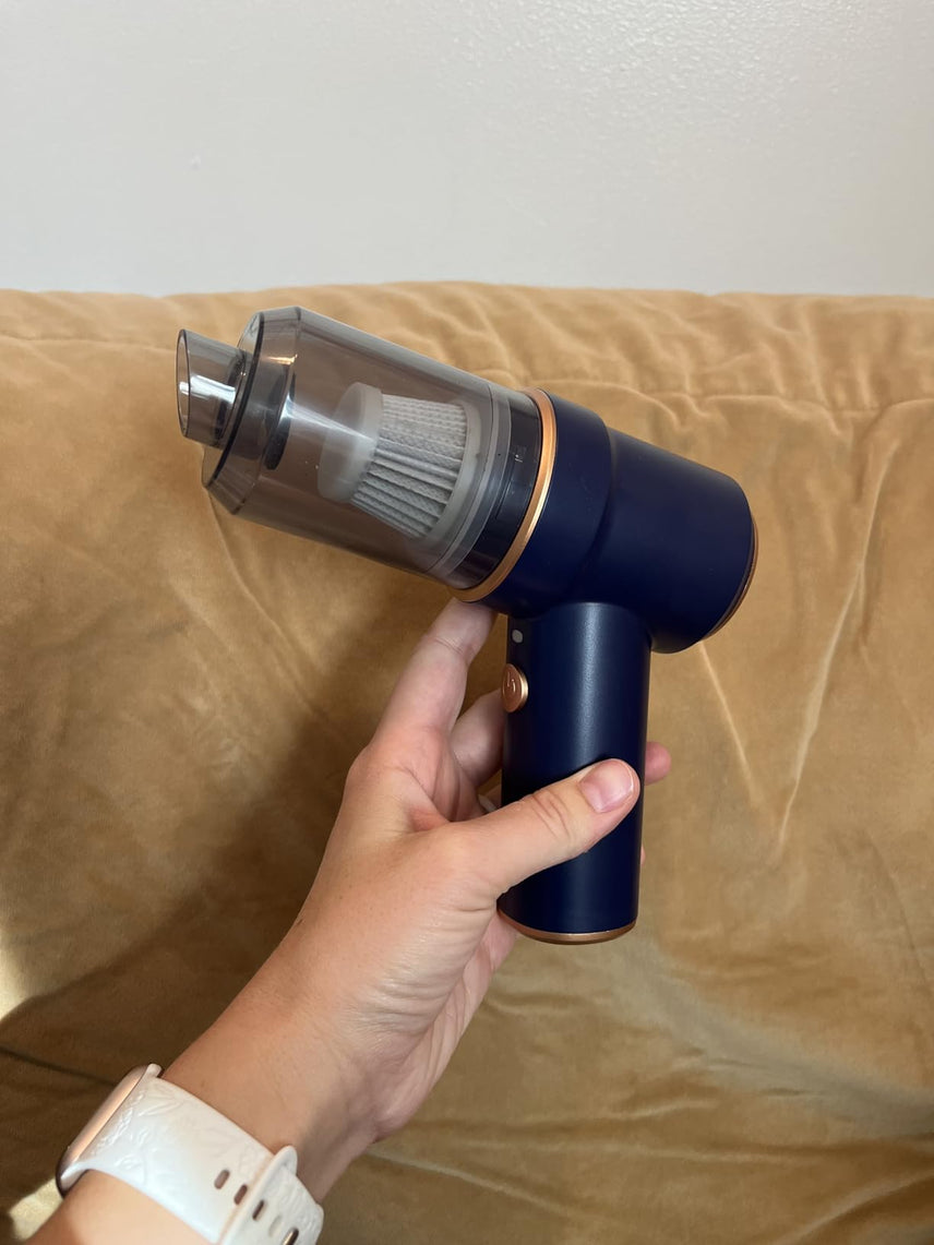 Review by Hákon S